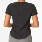 Feel Loose Sports Yoga Top Women - Image 2