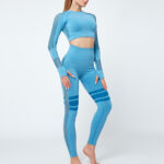 Women training yoga long sleeve top - Image 2