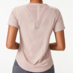 Feel Loose Sports Yoga Top Women - Image 4